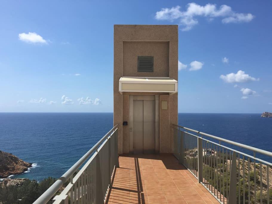 Piso En La Primera Linea Del Mar Con 2 Dormitorios 貝尼多姆 外观 照片