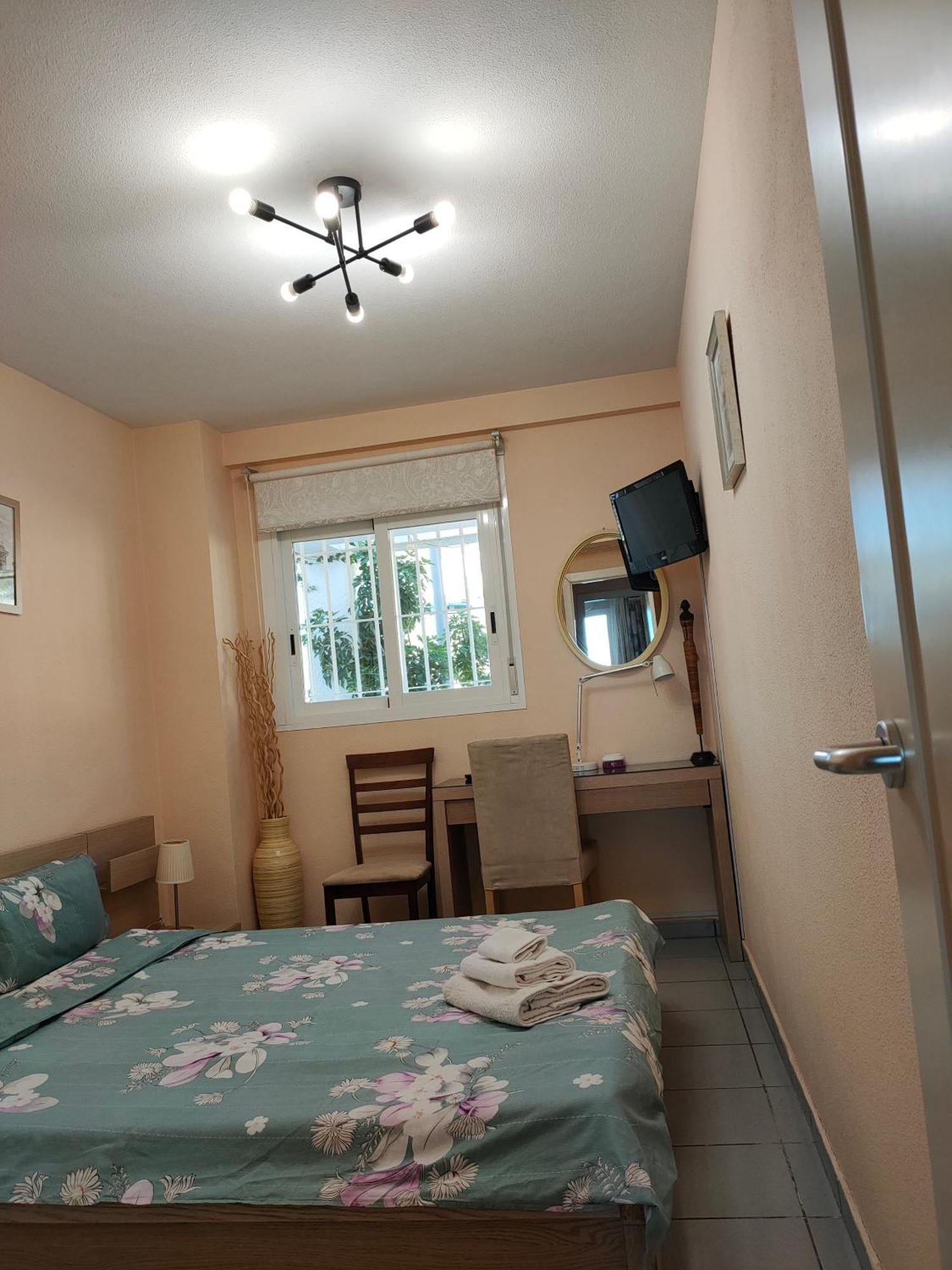 Piso En La Primera Linea Del Mar Con 2 Dormitorios 貝尼多姆 外观 照片