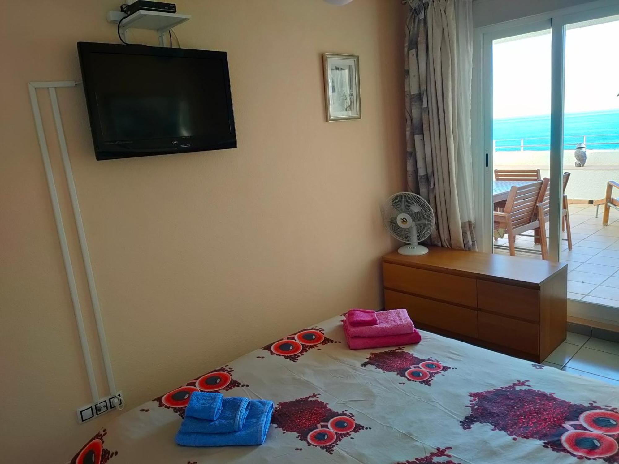 Piso En La Primera Linea Del Mar Con 2 Dormitorios 貝尼多姆 外观 照片